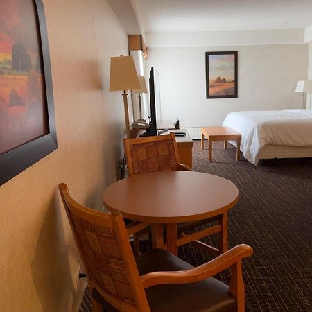 Westlock Inn & Conference Centre Extérieur photo