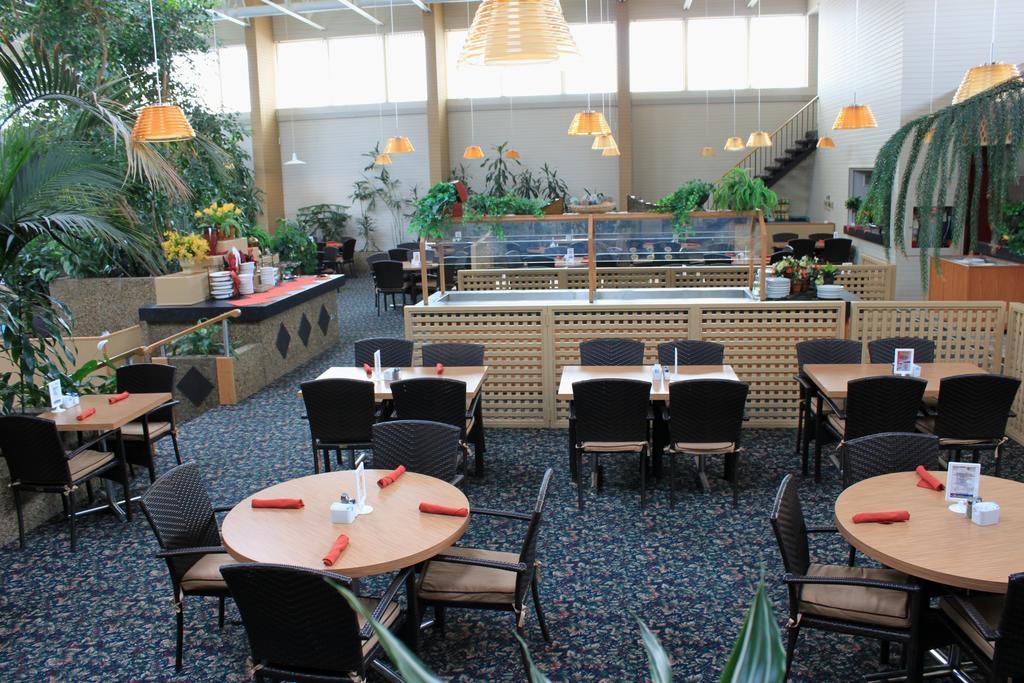 Westlock Inn & Conference Centre Extérieur photo
